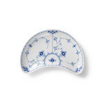 Blue Fluted Half Lace Half Moon Dish, 22 cm - US 1800